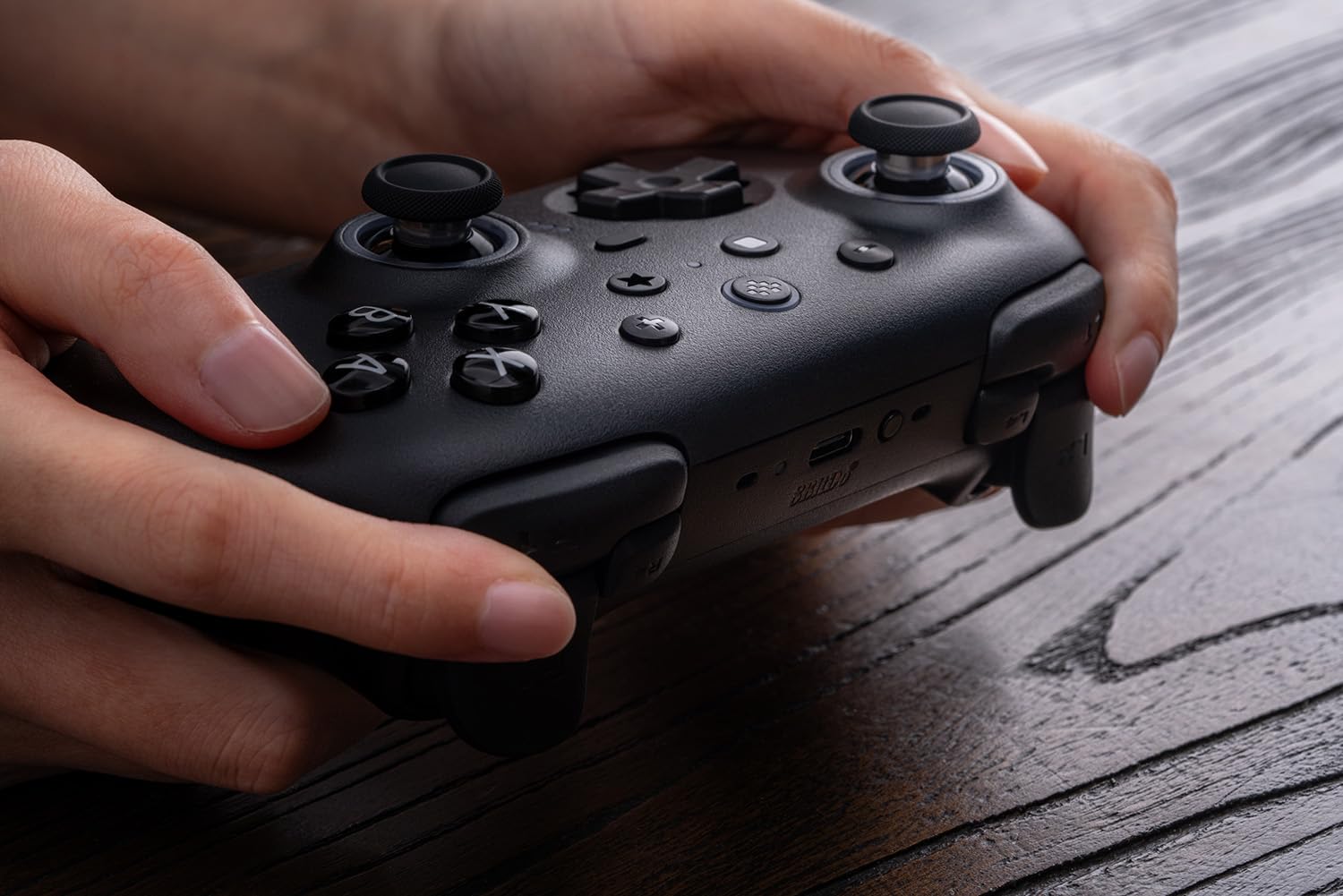 8BitDo Ultimate 2 Bluetooth Controller με Charging Dock για Windows / Android Μαύρο 8BitDo Ultimate 2 Bluetooth Controller με Charging Dock για Windows / Android Μαύρο